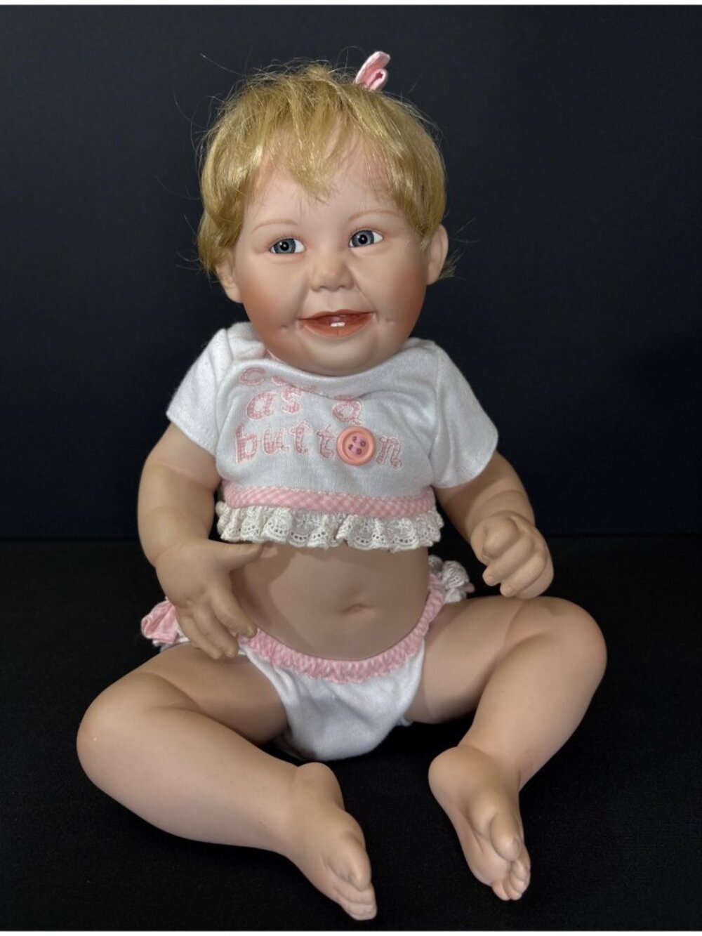 Ashton-Drake Galleries 1993 "Cute As A Button" Baby Doll Blonde Hair Pink Outfit - Picture 12 of 16